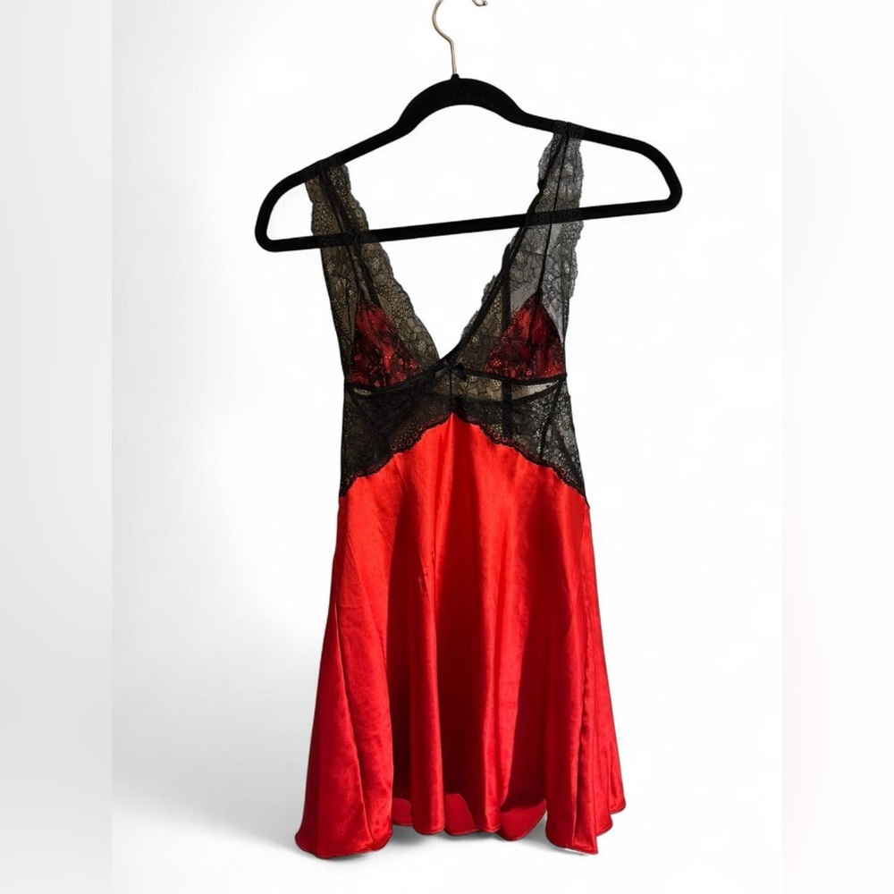 Victoria's Secret Red & Black Lace Babydoll Lingerie - Size Small